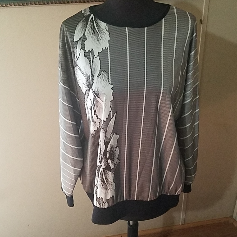 Long sleeve dress shrit